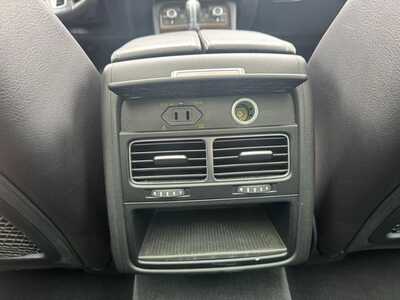 2015 Volkswagen Touareg, $9990. Photo 10