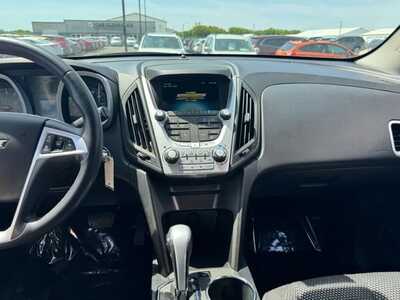 2012 Chevrolet Equinox, $4990. Photo 2