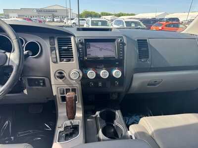2013 Toyota Tundra, $11990. Photo 2