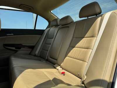 2008 Honda Accord, $5599. Photo 7