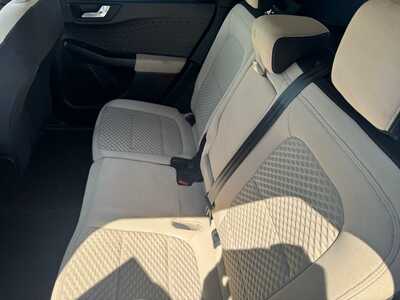 2020 Ford Escape, $16990. Photo 8