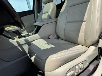 2017 GMC Acadia, $14037. Photo 6