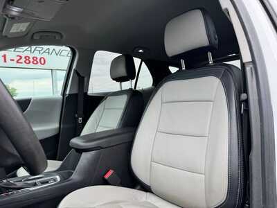 2019 Chevrolet Equinox, $14399. Photo 6