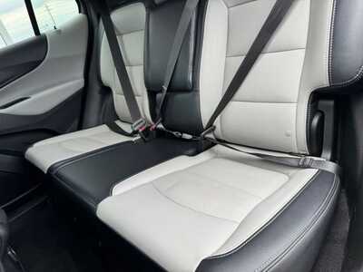 2019 Chevrolet Equinox, $14399. Photo 7