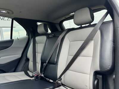 2019 Chevrolet Equinox, $14399. Photo 8