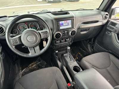 2015 Jeep Wrangler Unlimited, $15590. Photo 11