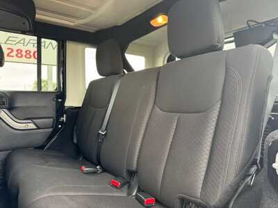 2015 Jeep Wrangler Unlimited, $15590. Photo 8