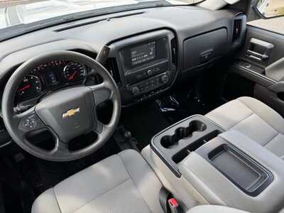 2018 Chevrolet 1500 Ext Cab, $19990. Photo 6