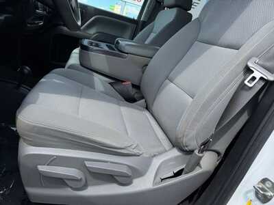 2018 Chevrolet 1500 Ext Cab, $19990. Photo 9