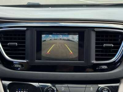 2020 Chrysler Voyager, $14500. Photo 4