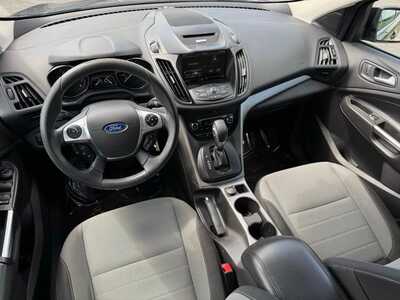 2014 Ford Escape, $6249. Photo 6