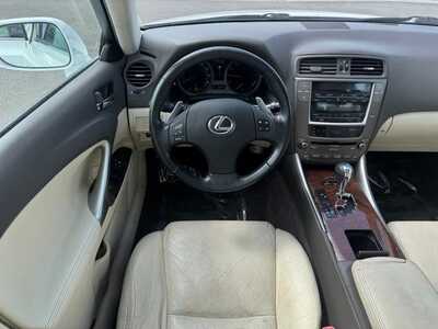 2010 Lexus IS, $10890. Photo 4