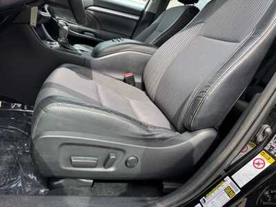 2014 Toyota Highlander, $13590. Photo 9