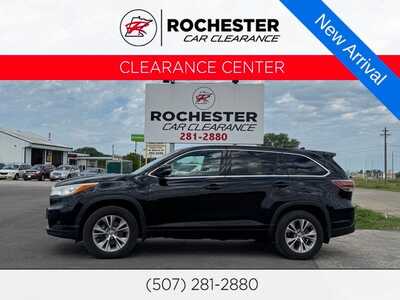 2014 Toyota Highlander, $13590. Photo 1