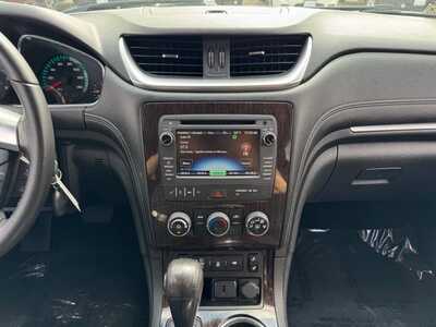 2016 Chevrolet Traverse, $10700. Photo 2