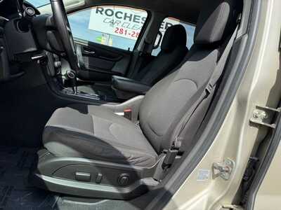 2016 Chevrolet Traverse, $10700. Photo 8