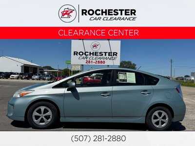 2013 Toyota Prius, $9790. Photo 1