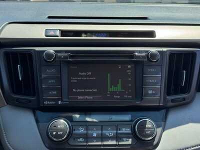 2014 Toyota RAV4, $9490. Photo 3