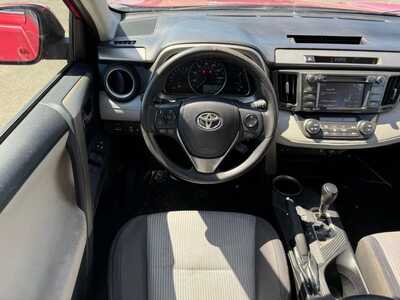 2014 Toyota RAV4, $9490. Photo 5