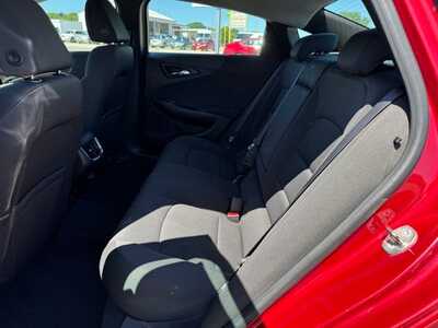 2016 Chevrolet Malibu, $8990. Photo 10