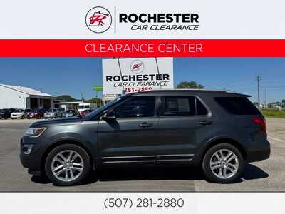 2017 Ford Explorer, $12990. Photo 1