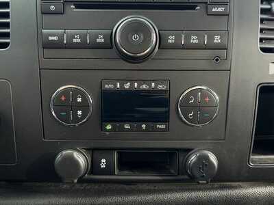 2012 Chevrolet 1500 Crew Cab, $8490. Photo 12