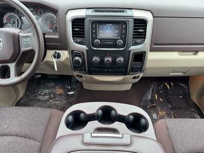 2013 RAM 1500 Crew Cab, $12490. Photo 2