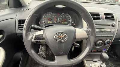 2011 Toyota Corolla, $7990. Photo 8