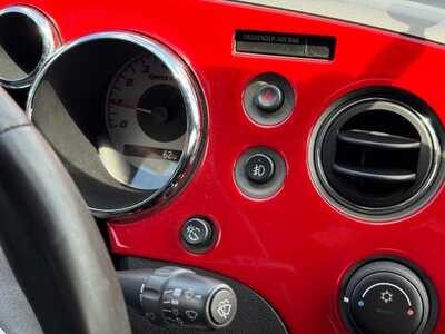2006 Pontiac Solstice, $8990. Photo 8