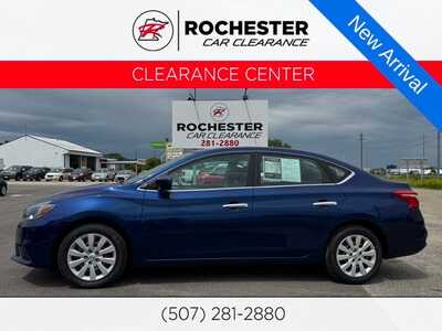 2018 Nissan Sentra, $9990. Photo 1