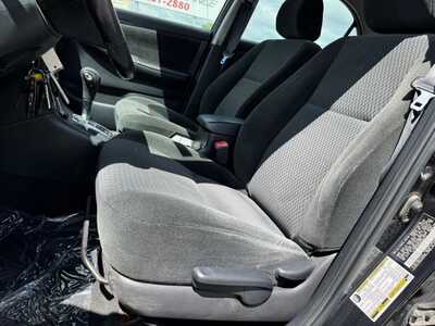 2005 Toyota Corolla, $4990. Photo 8