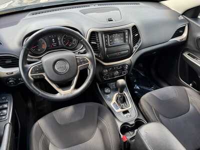 2015 Jeep Cherokee, $10990. Photo 10