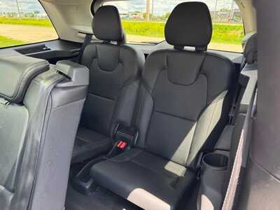 2017 Volvo XC90, $11990. Photo 10