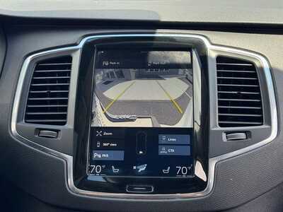 2017 Volvo XC90, $11990. Photo 4