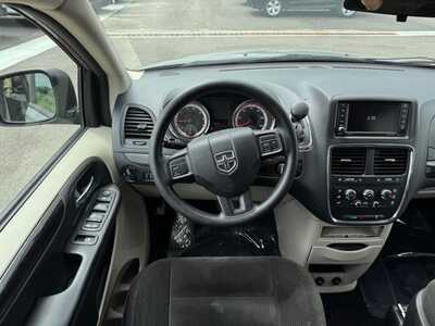 2018 Dodge Caravan, Grand, $10990. Photo 10