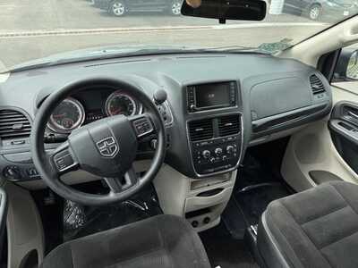 2018 Dodge Caravan, Grand, $10990. Photo 11