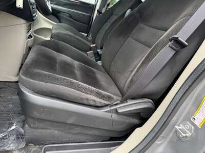 2018 Dodge Caravan, Grand, $10990. Photo 6