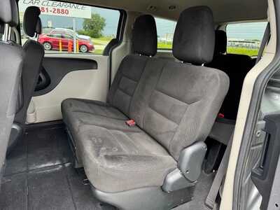 2018 Dodge Caravan, Grand, $10990. Photo 7