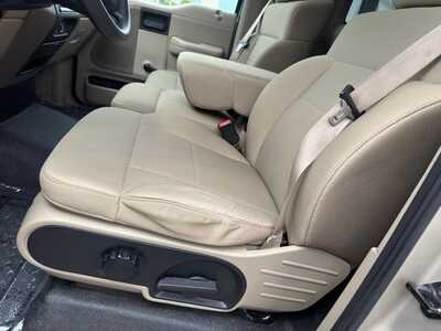 2008 Ford F150 Reg Cab, $10290. Photo 5