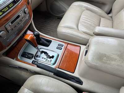 2005 Lexus LX, $12990. Photo 10