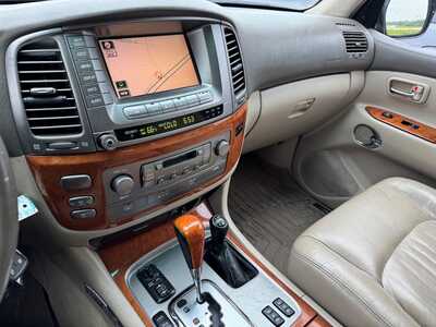 2005 Lexus LX, $12990. Photo 11