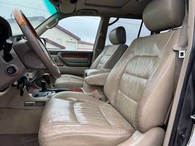 2005 Lexus LX, $12990. Photo 4