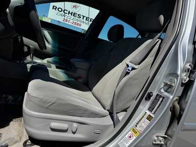 2009 Toyota Camry, $5498. Photo 4