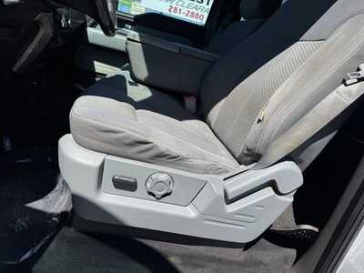 2012 Ford F150 Crew Cab, $7990. Photo 4