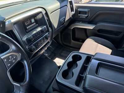 2015 Chevrolet 2500 Crew Cab, $27997. Photo 12