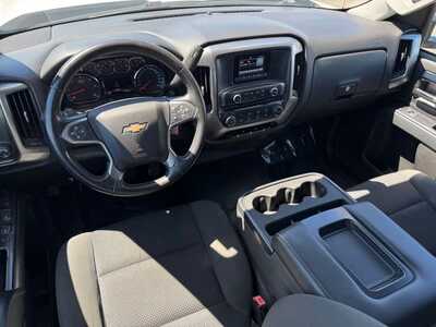 2015 Chevrolet 2500 Crew Cab, $27997. Photo 9