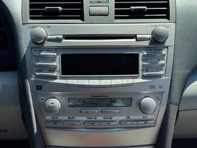 2011 Toyota Camry, $11490. Photo 3