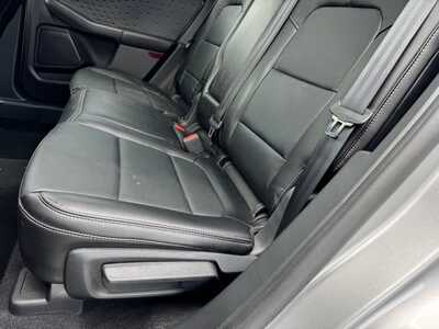 2020 Ford Escape, $13940. Photo 9