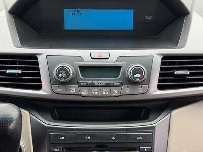 2012 Honda Odyssey, $9590. Photo 3