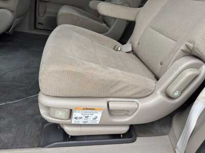 2012 Honda Odyssey, $9590. Photo 7